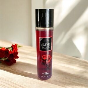 Bath & Body Works Vampire Blood Red and Black scent Mist full size NWT